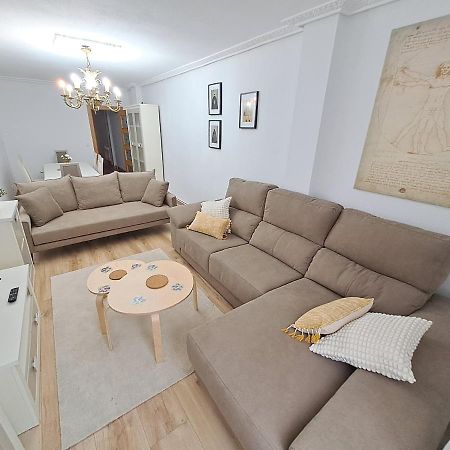 Apartamento De 120M2 Al Lado De Cabarceno Saron Exterior foto
