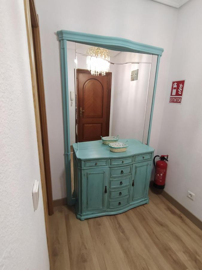 Apartamento De 120M2 Al Lado De Cabarceno Saron Exterior foto