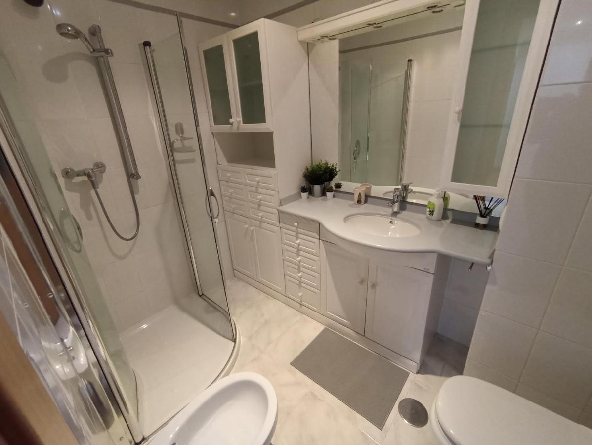 Apartamento De 120M2 Al Lado De Cabarceno Saron Exterior foto