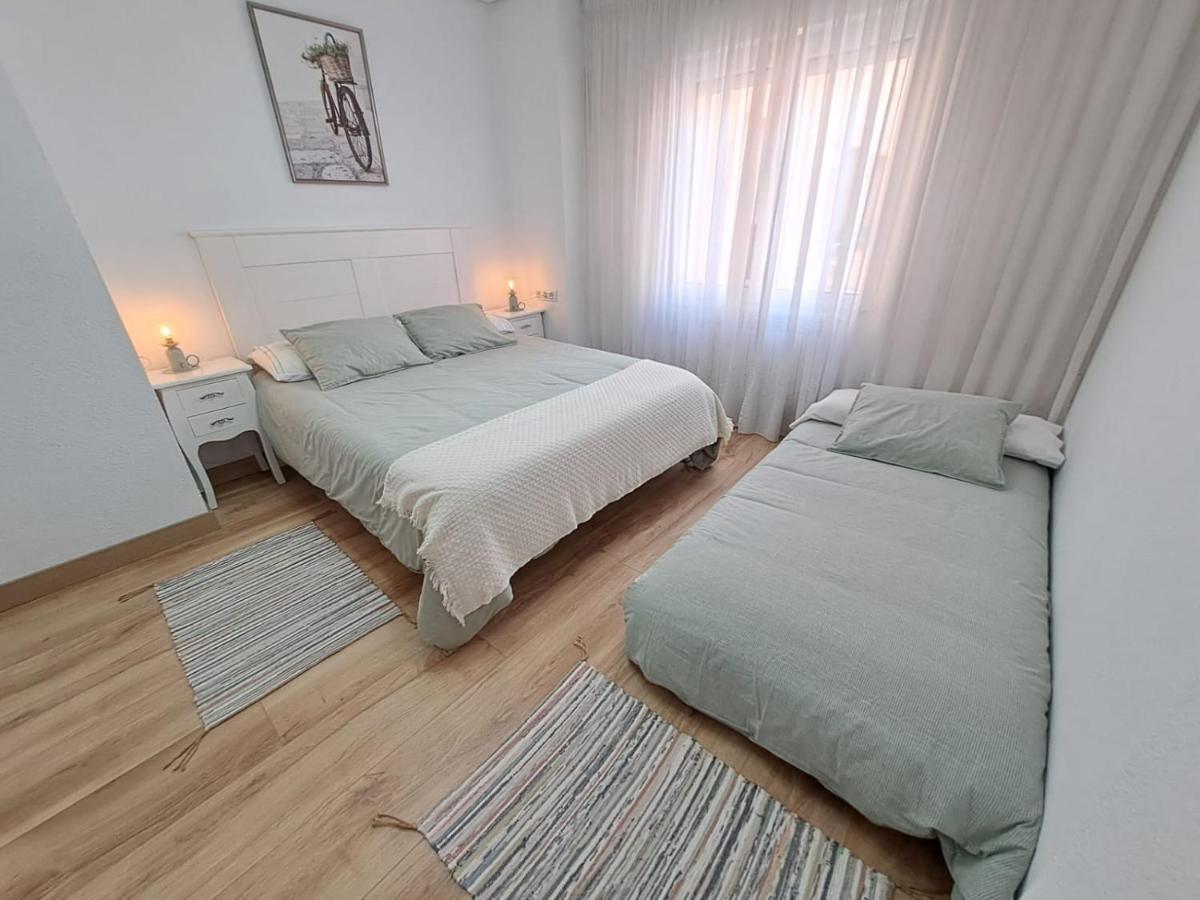 Apartamento De 120M2 Al Lado De Cabarceno Saron Exterior foto